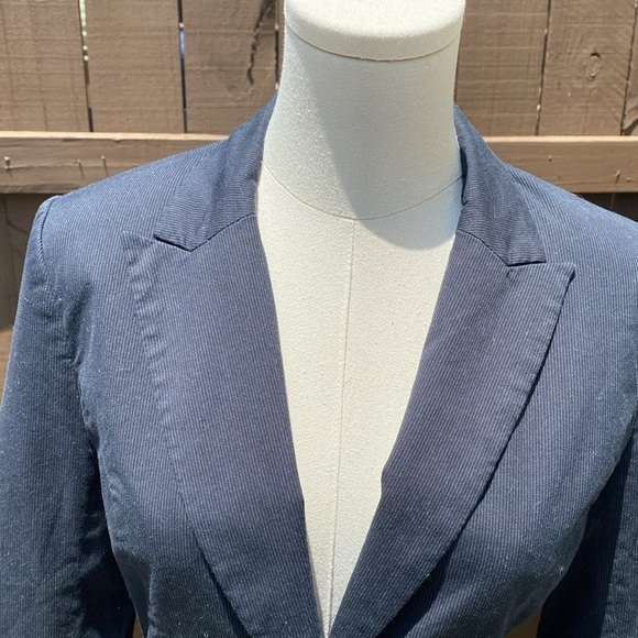 🌸H&M blue pin stripe blazer - Picture 2 of 13